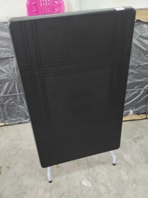 Foldable Plastic Dining Table
